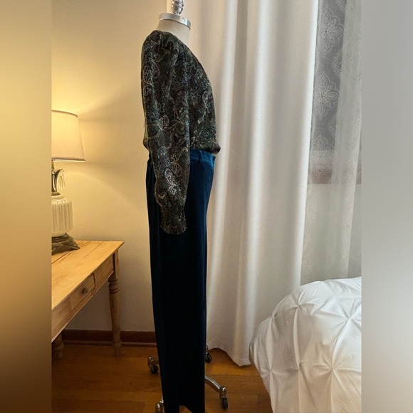 THE PORTER COLLECTIVE Citlali Teal Velvet Pants, size 1X, NWOT - Picture 4 of 9